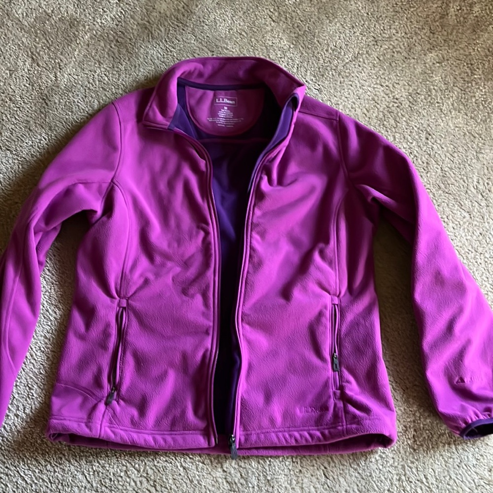 Women’s LL Bean fleece jacket